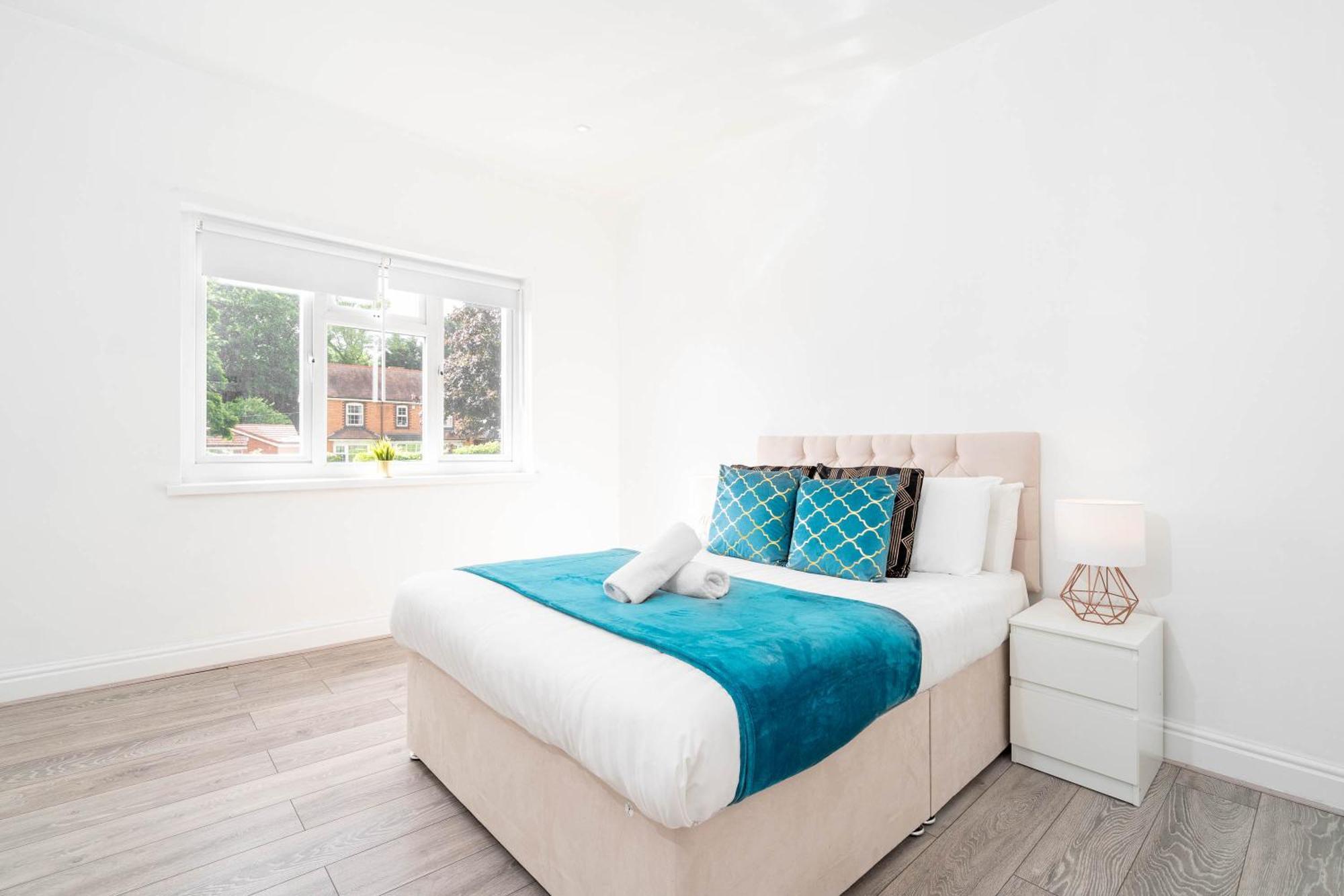Five Bedroom Townhouse - Near City Centre - Edgbaston - On Street Parking - Wifi - Netflix - 974P Birmingham Exterior photo