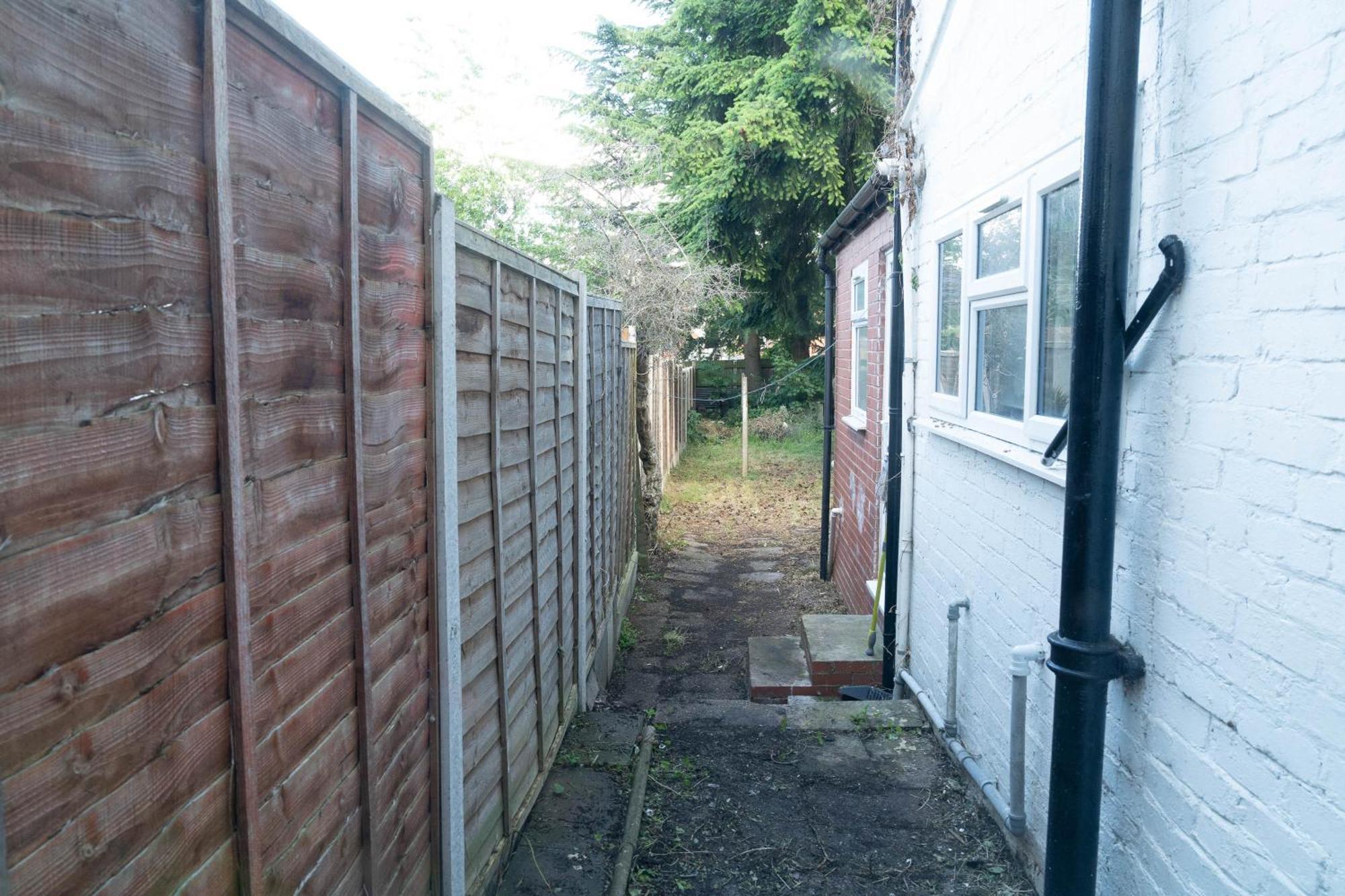 Five Bedroom Townhouse - Near City Centre - Edgbaston - On Street Parking - Wifi - Netflix - 974P Birmingham Exterior photo