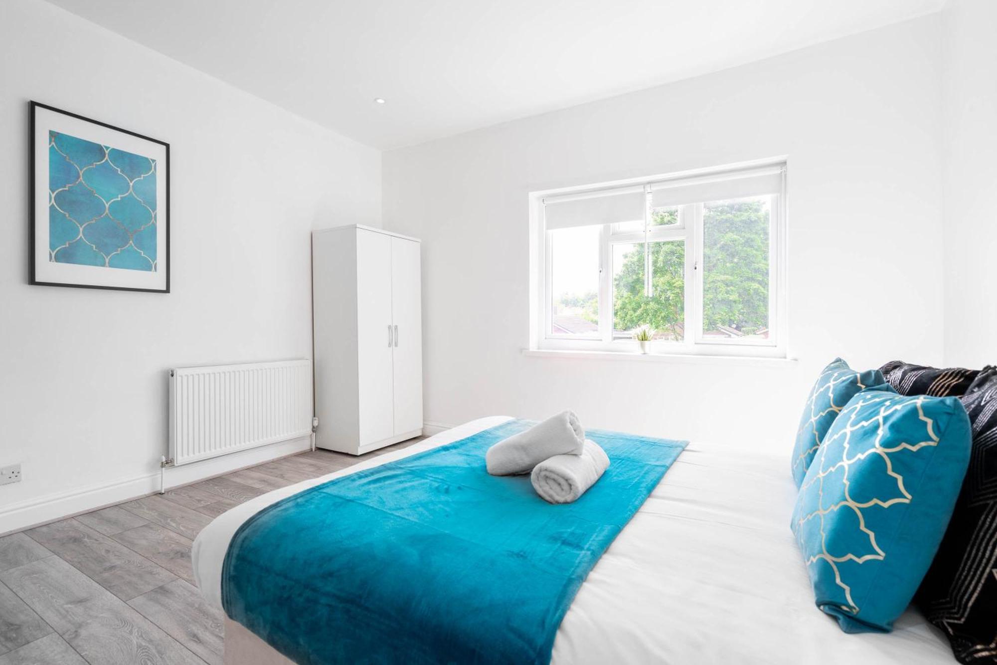 Five Bedroom Townhouse - Near City Centre - Edgbaston - On Street Parking - Wifi - Netflix - 974P Birmingham Exterior photo